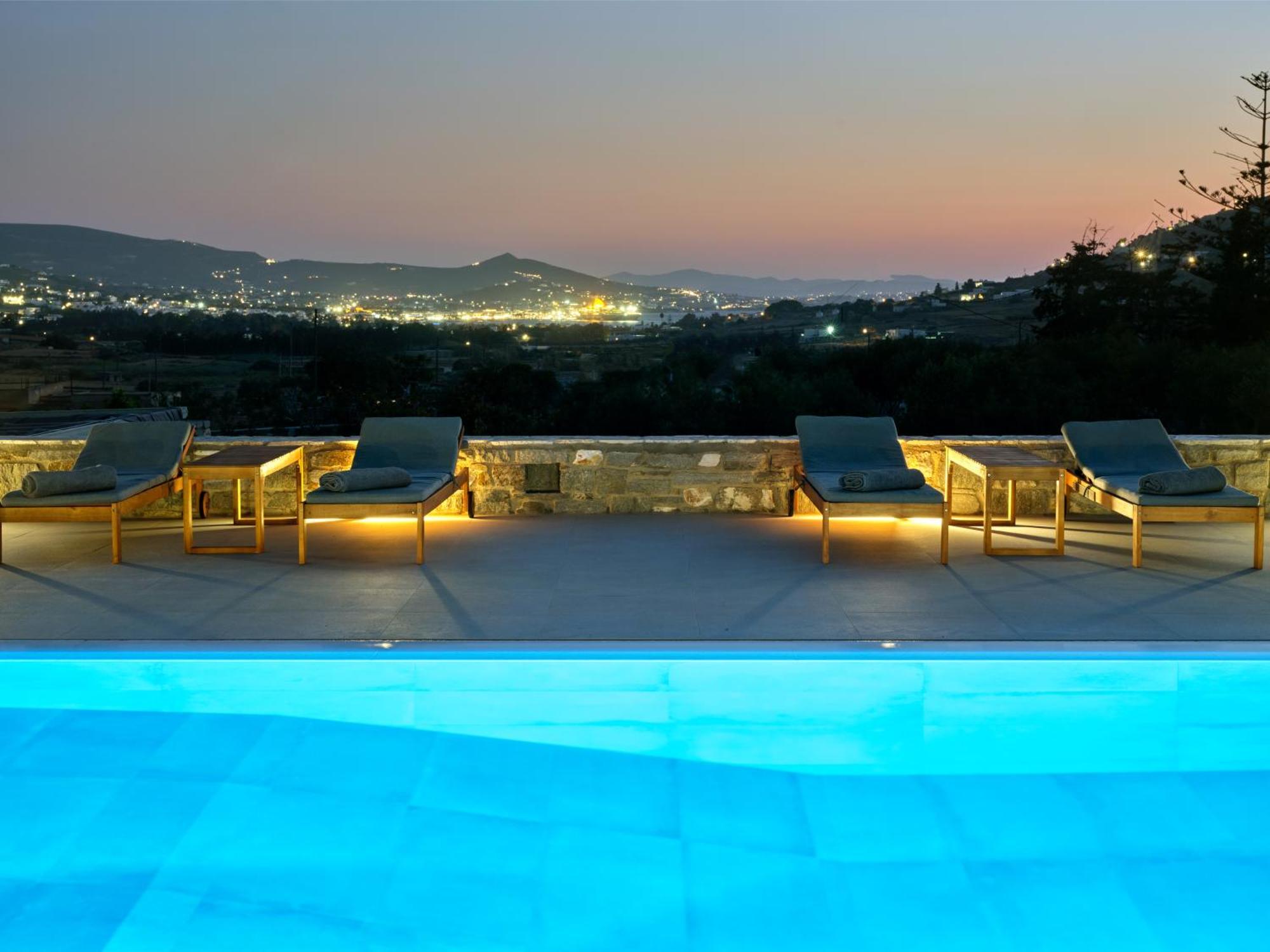 Villa Leo - Unique & Calm Páros Dış mekan fotoğraf