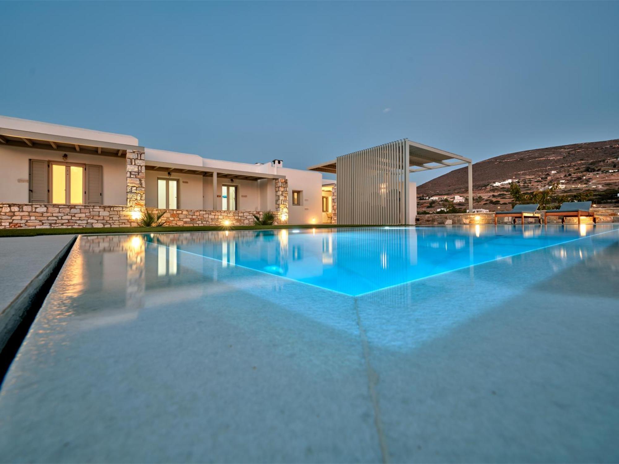 Villa Leo - Unique & Calm Páros Dış mekan fotoğraf