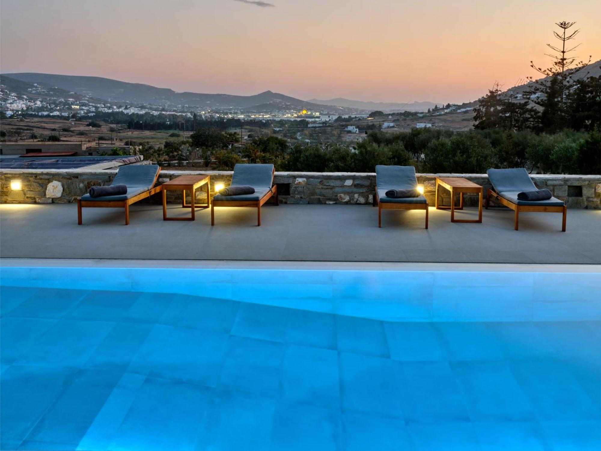 Villa Leo - Unique & Calm Páros Dış mekan fotoğraf