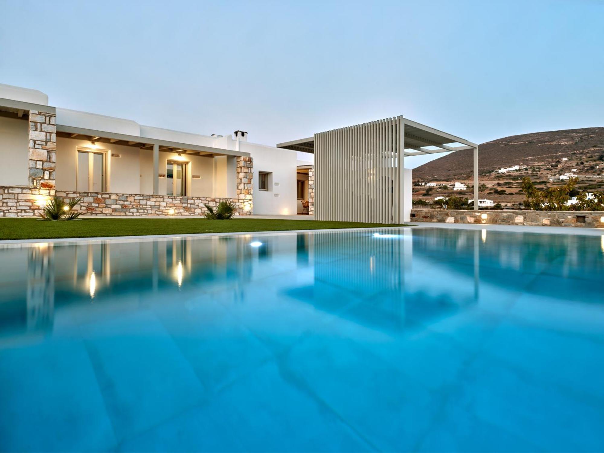 Villa Leo - Unique & Calm Páros Dış mekan fotoğraf