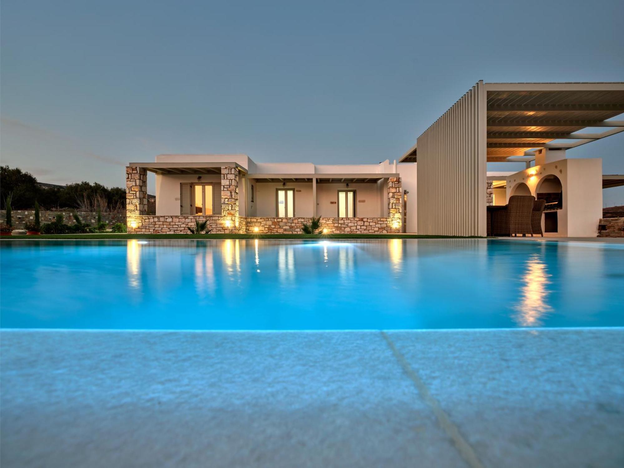 Villa Leo - Unique & Calm Páros Dış mekan fotoğraf