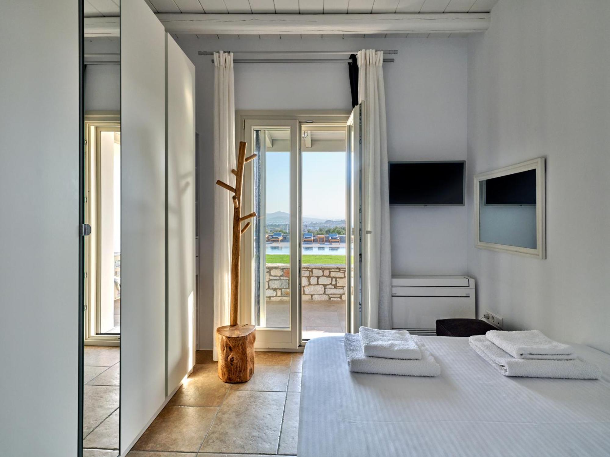 Villa Leo - Unique & Calm Páros Dış mekan fotoğraf